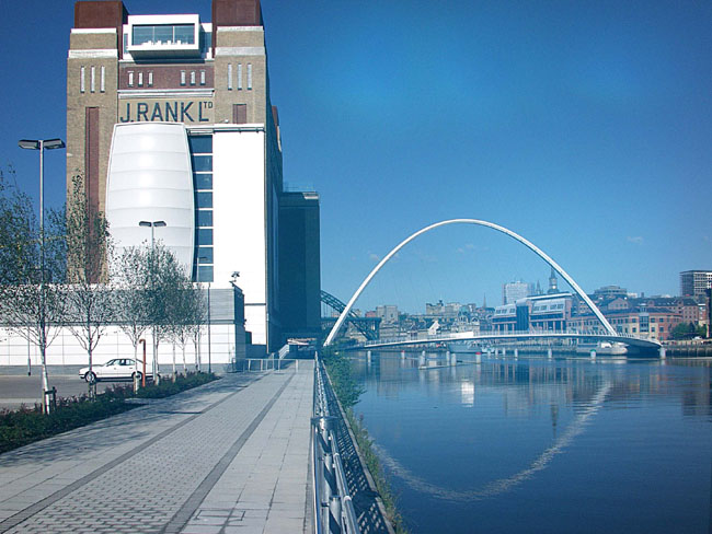 Balt_Quay_and_Bridge