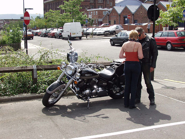 Bike_Bland_Harley_Couple