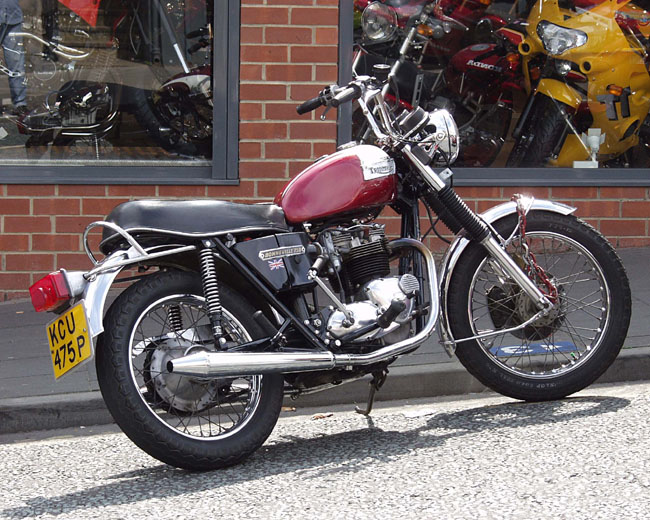 Bike_Whill_Bonneville_Black