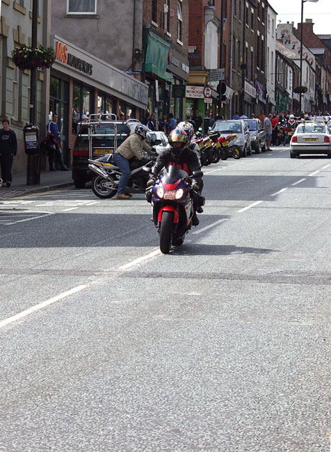 Bike_Whill_Zoom_Down_01