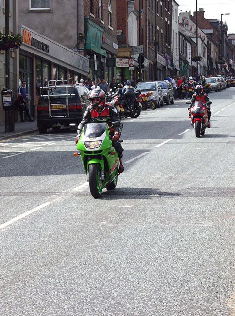 Bike_Whill_Zoom_Down_03