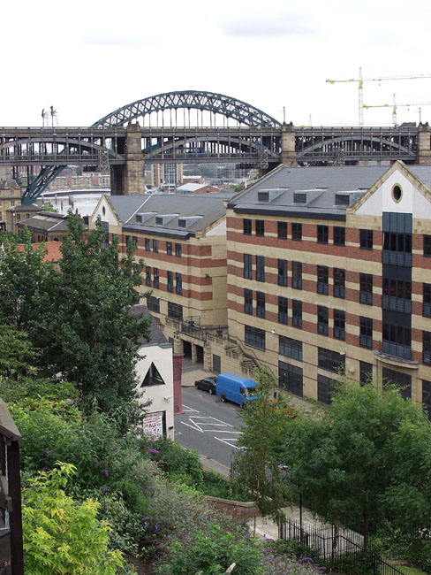 Hnvr_Close_and_Bridges